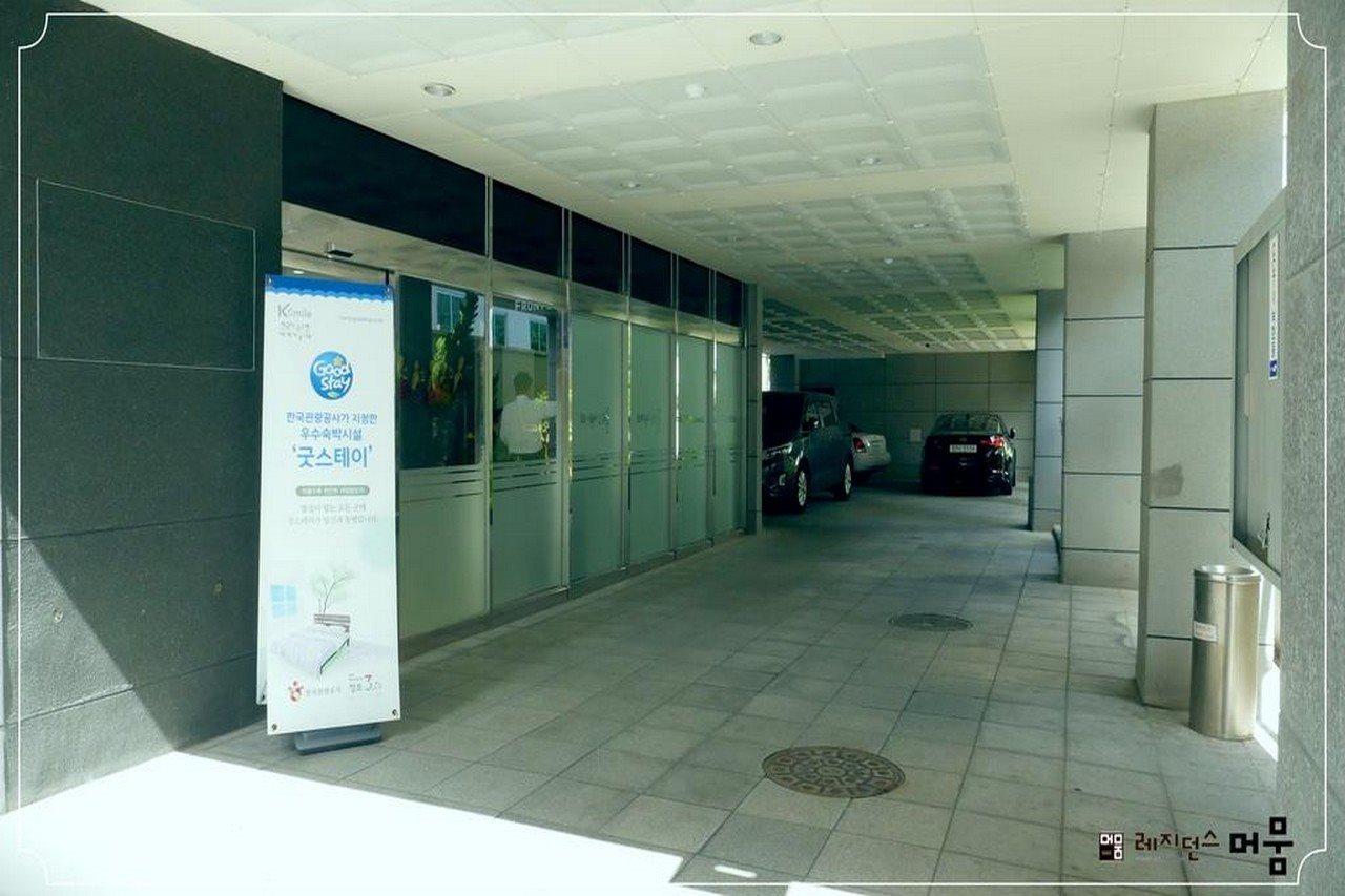 Residence Mumum Hotel Busan Exteriör bild