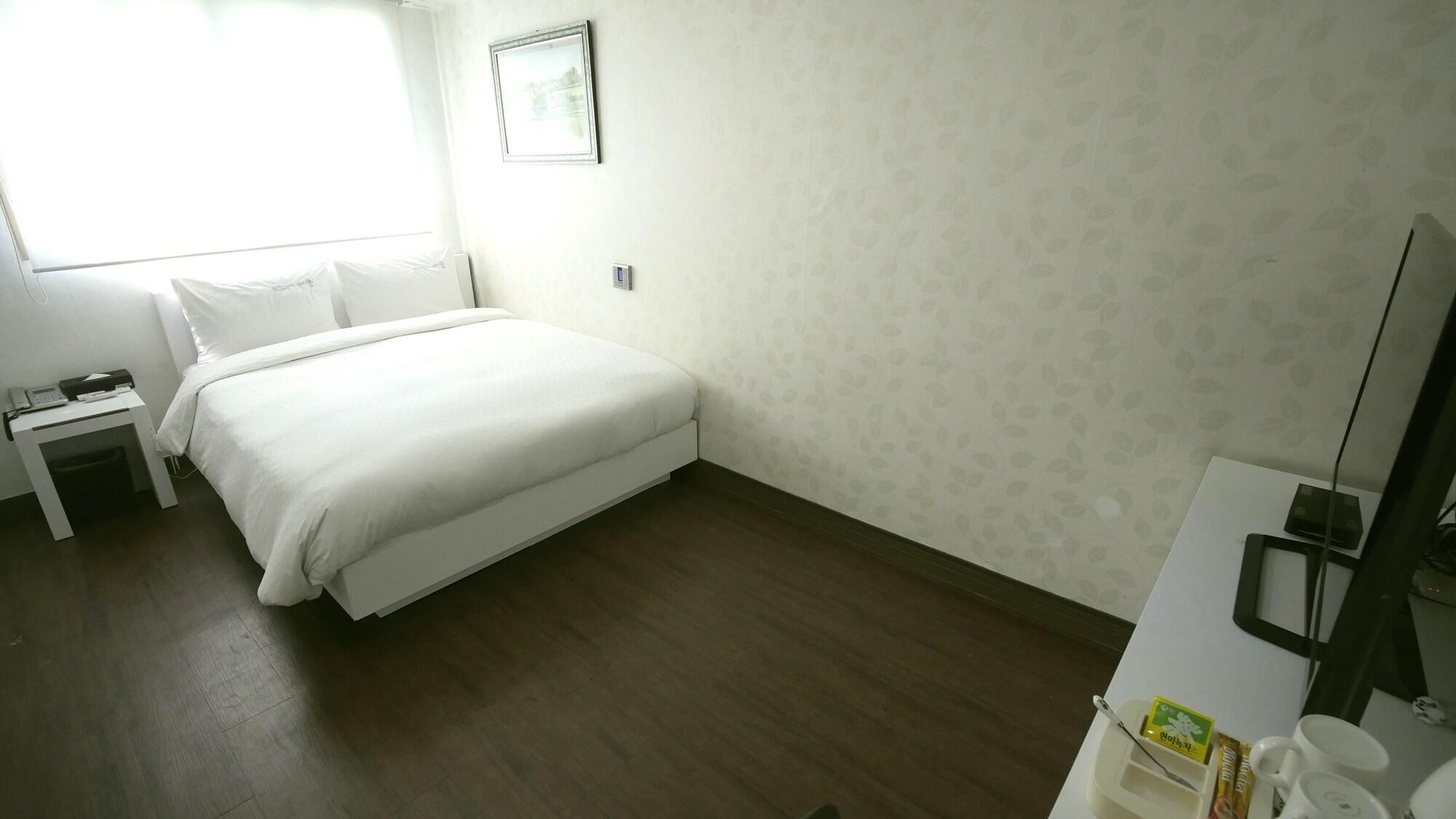 Residence Mumum Hotel Busan Exteriör bild