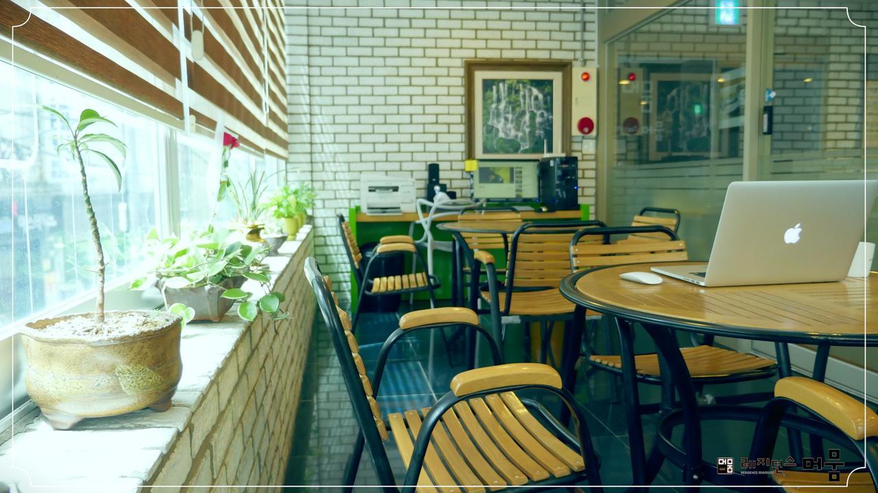 Residence Mumum Hotel Busan Exteriör bild